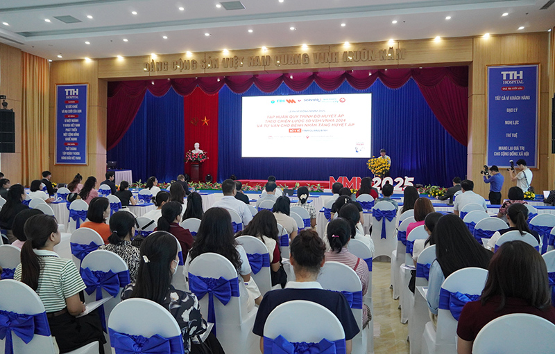 Phát động chương trình Tháng 5 kiểm soát huyết áp 2025 tại Quảng Bình